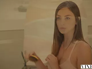 Pornót nézni főnök Leszbikus erő a munkavállalónak bizonyítania kell, hogy szeretnek téged lány! jó minőségű, a HD családipornó pornó kategóriájából.